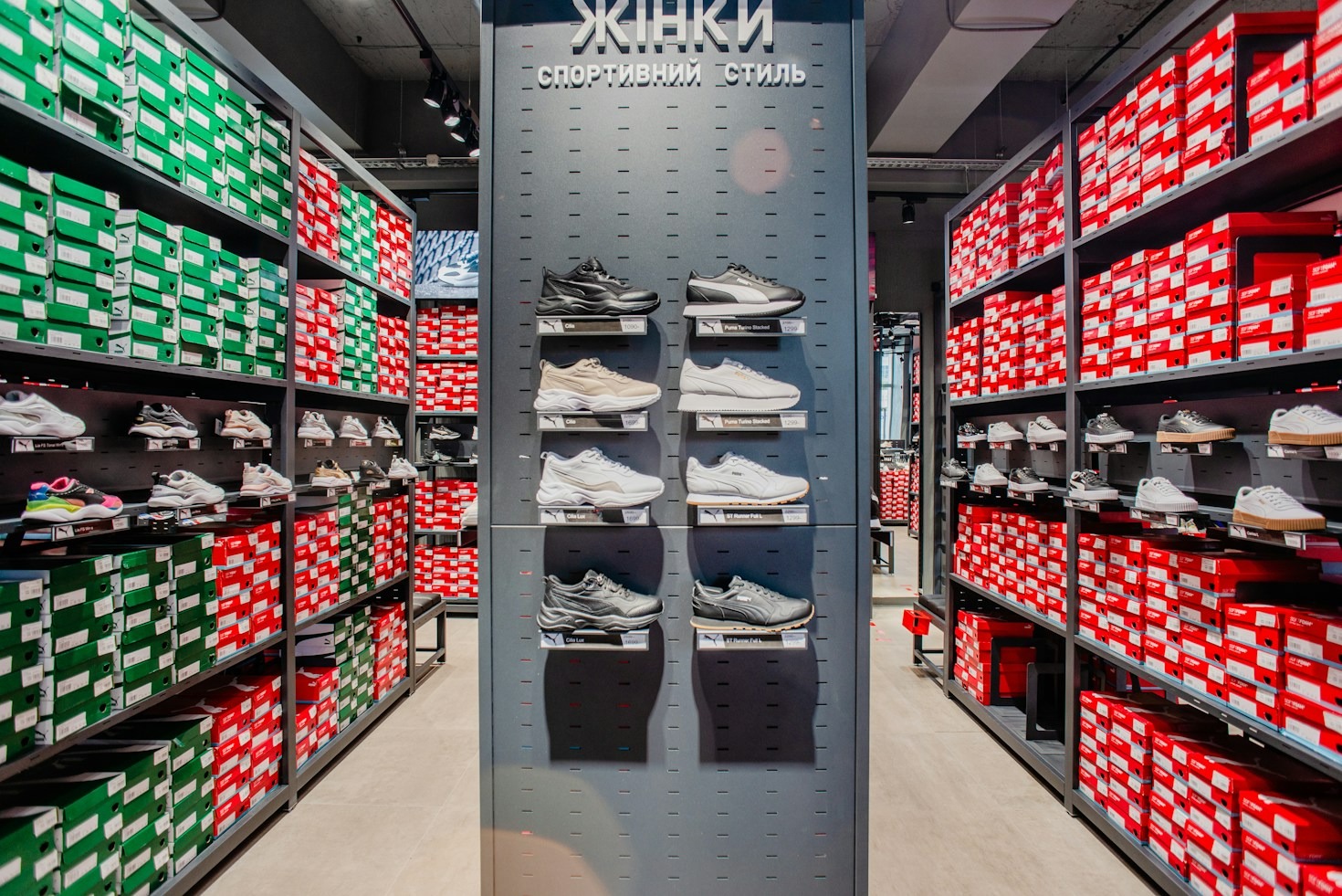 Best Running Shoe Brands Catering to Wide Arches